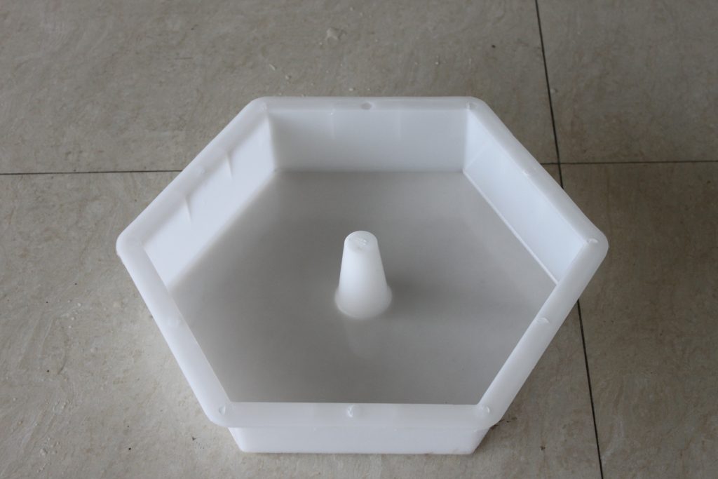 水利護(hù)坡磚模具種類(lèi)及適用范圍